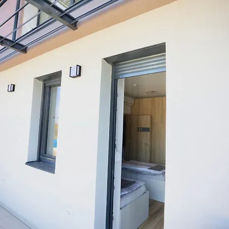 Strandkezilabda Koezpont A Velencei-tonal Bed & Breakfast *