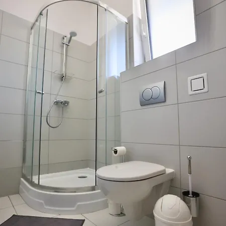 Strandkezilabda Koezpont A Velencei-tonal Bed & Breakfast 3*